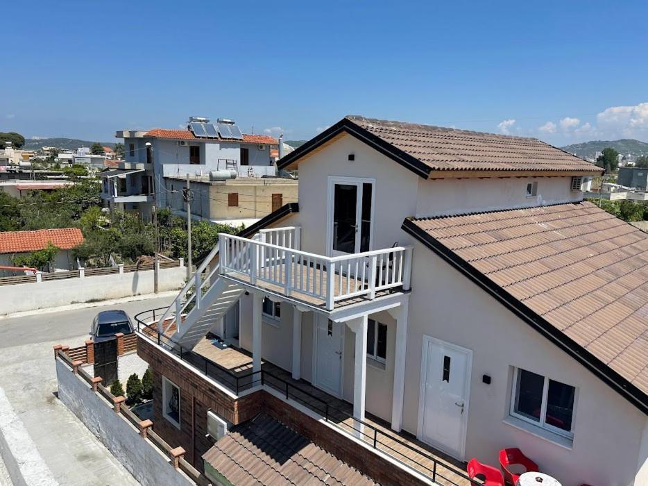 Guest Rooms Arbri Vlorë Exterior foto